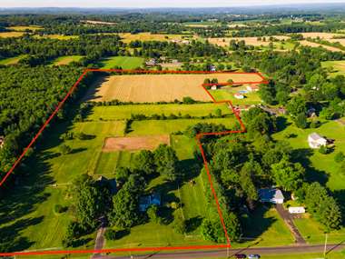 Listing: 4409597, Perkasie, PA